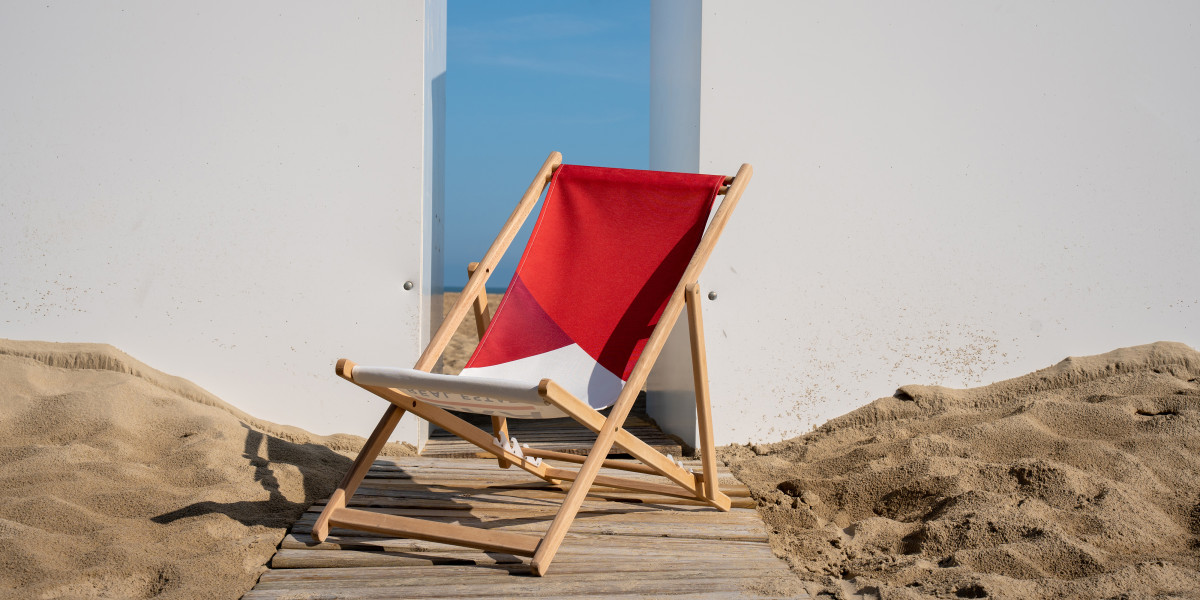 ERA beach chair on the beach.
