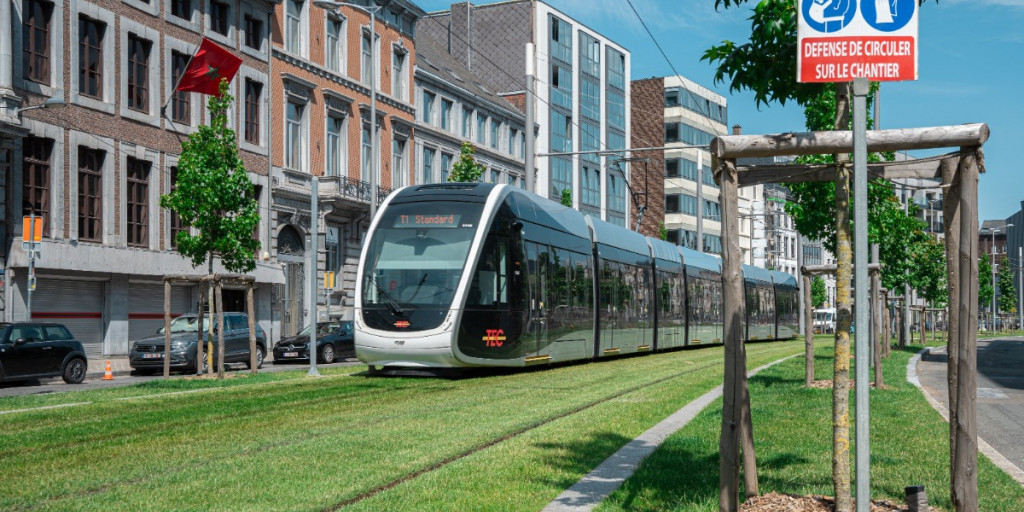 Tram.jpeg