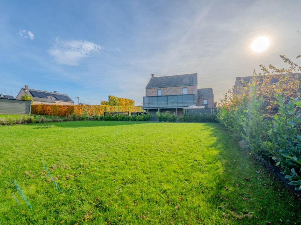 Rue du Fort d'Andoy - 76 - - 5100