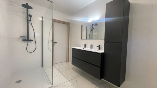 Hoogstraat - 102 - - 8531