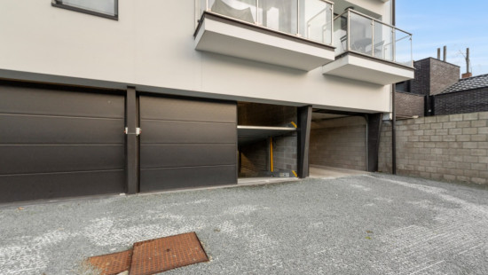 Heirbaan - 98 - GARAGE 1 - 9200