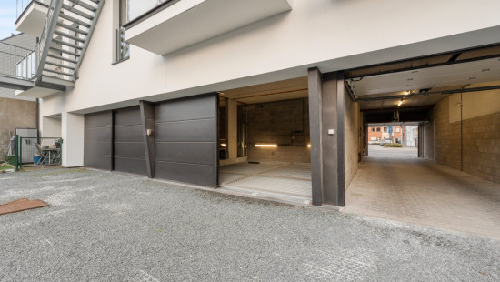 Heirbaan - 98 - GARAGE 1 - 9200