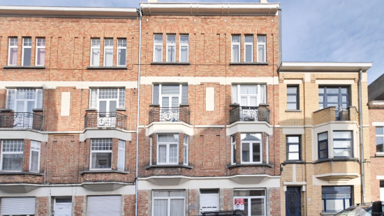 Rue Vanderkindere - 52 - 8 - 1180