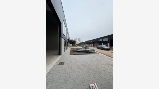 Bedrijvenstraat - 39 - B0.15 - 8906