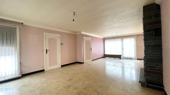 Moeskroenstraat - 726 - - 8930