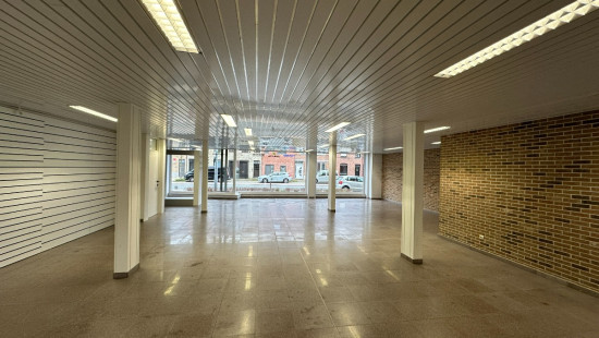 Menenstraat - 61 - - 8940