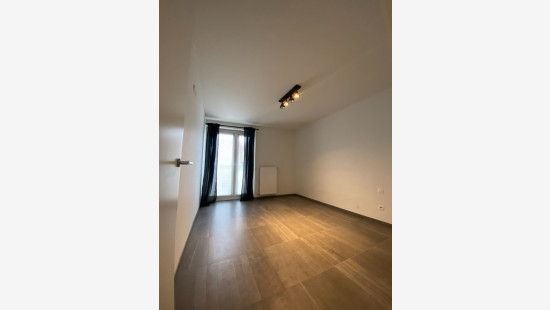 Markt - 70 - 102 - 2400