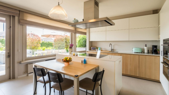 Breestraat - 75 - - 8540